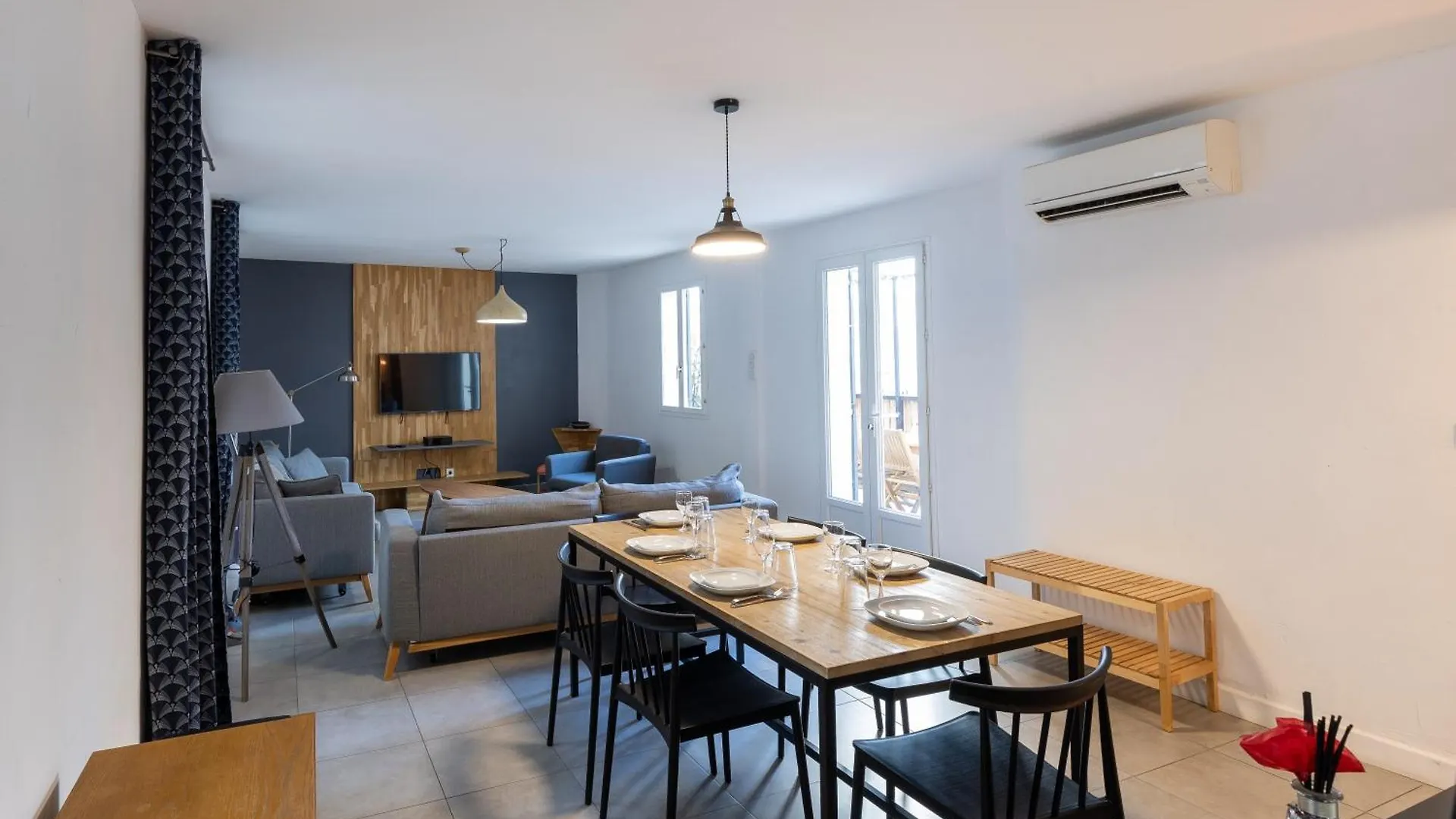 La Cle Des Remparts - 3 Chambres - Wifi - Intramuros 亞維農