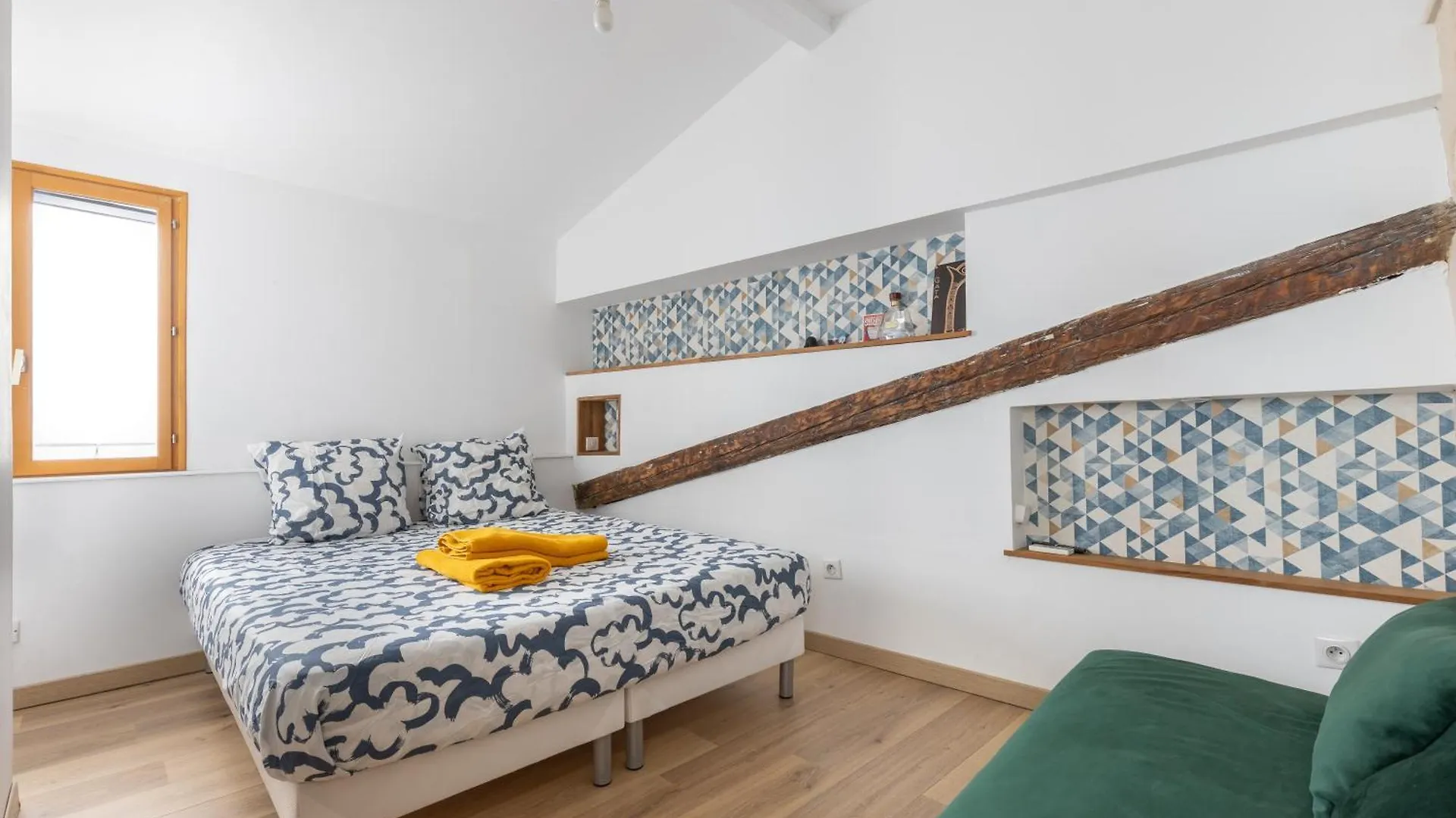 La Cle Des Remparts - 3 Chambres - Wifi - Intramuros 亞維農